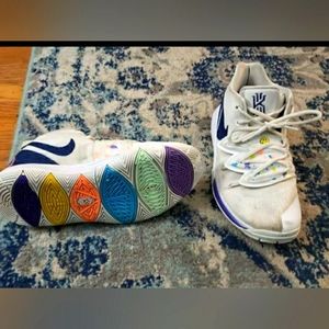 Have a Nike day kyrie 5 Shoes